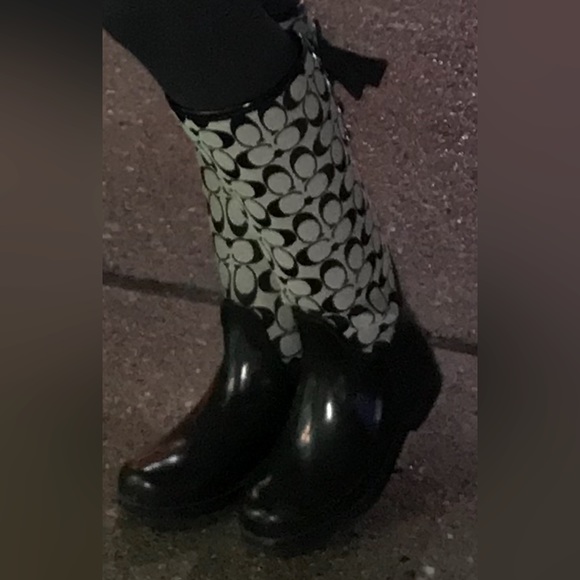 COACH Boots - Picture 1 of 4